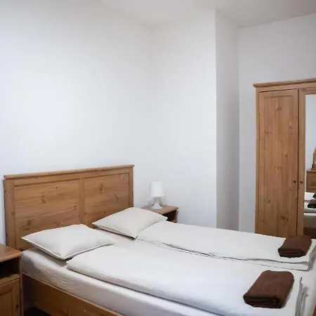 Apartment Vincent 2 *